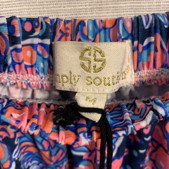 Simply southern NWT Medium pineapple top - Picture 3 of 7